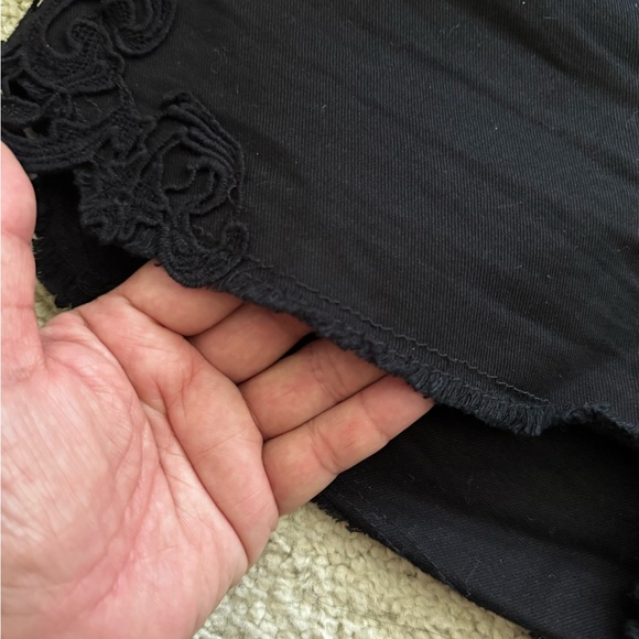 Lot of 2 Women's Black Shorts from H&M - 1 NWT - Picture 3 of 14